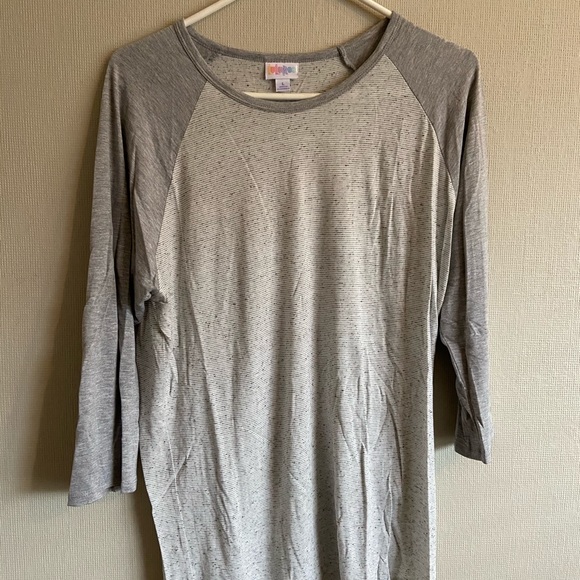 LuLaRoe Patrick Tee - Picture 1 of 2